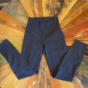 Lululemon In Motion High-Waisted Leggings, size 2 - 25”